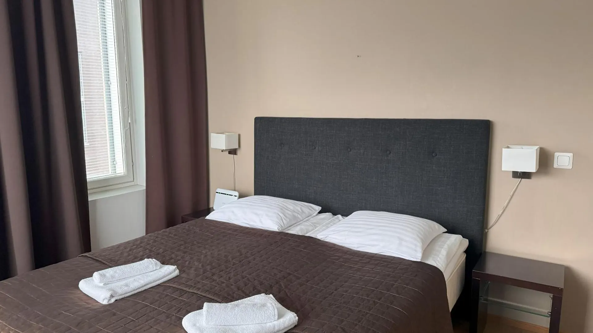 Gella Canalside Apartments With Sauna And Balcony In Address Saukonpaadenranta 4 هلسنكي